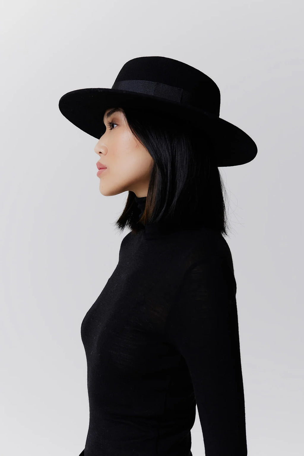 Black short brim hat sales