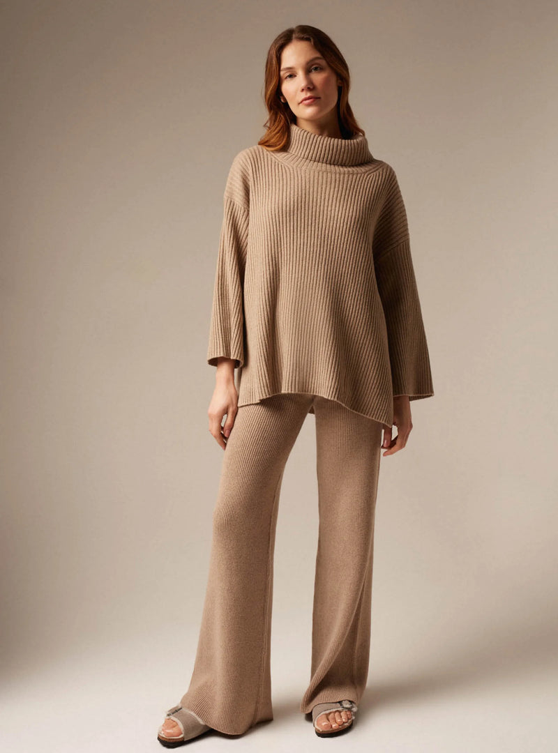 ELINA | CASHMERE OVERSIZE ROLL NECK JUMPER SAND