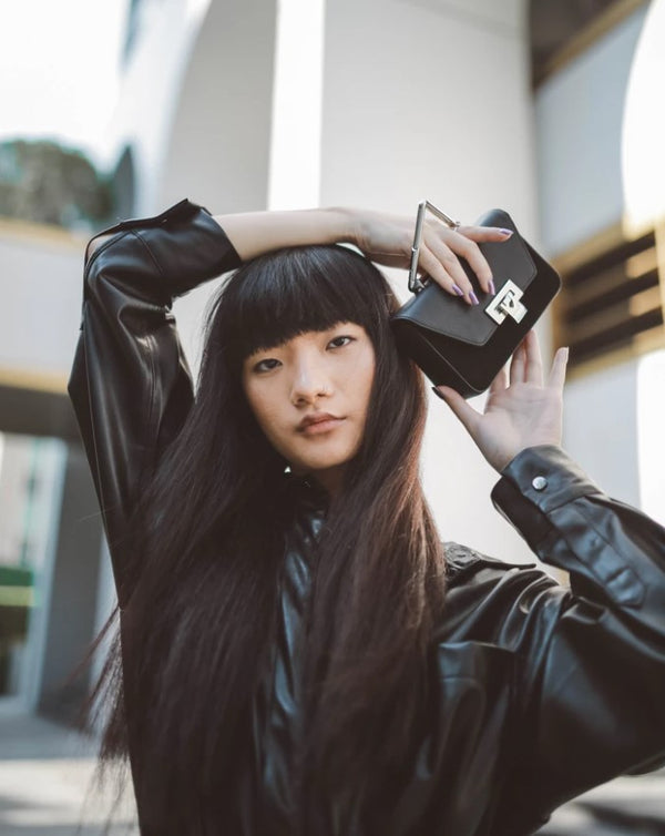 Toast Black Suede Silver