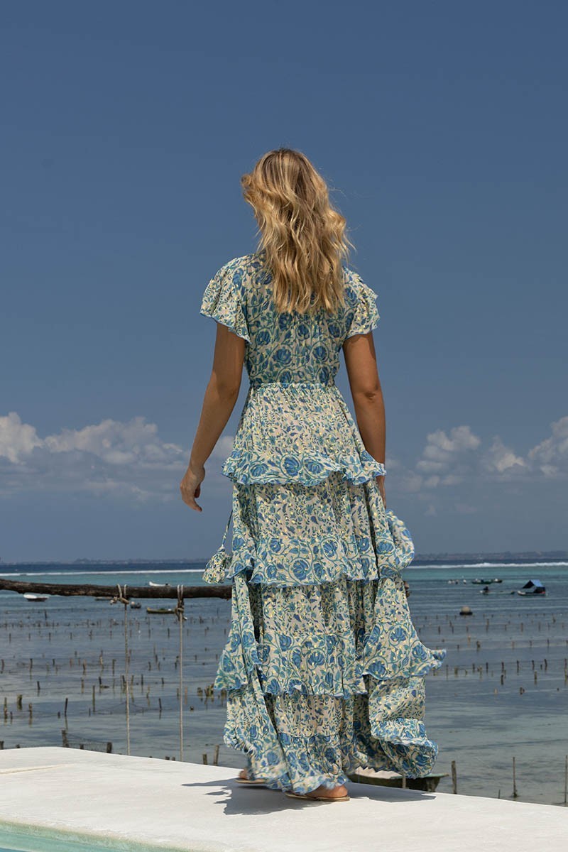 DRESS ICY